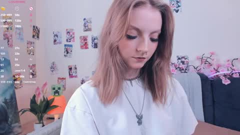 Snapshot of little__caprice chatting on May 5, 2026, 7:27 am Bella online show from May 5, 2026, 7:27 am