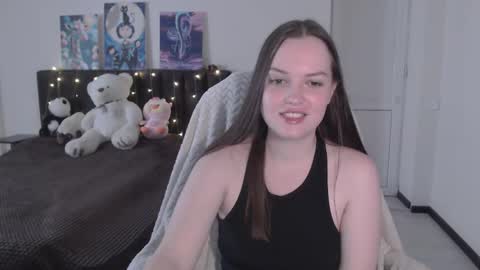 little__flowers online show from September 19, 2025, 7:54 am