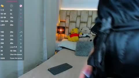 Snapshot of little__sophie18 chatting on September 18, 2025, 8:44 pm Sophie ---- connected from 1400 to 2100 Colombia time online show from September 18, 2025, 8:44 pm