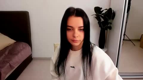 Snapshot of little_ami_ chatting on April 8, 2026, 8:03 am Ami online show from April 8, 2026, 8:03 am