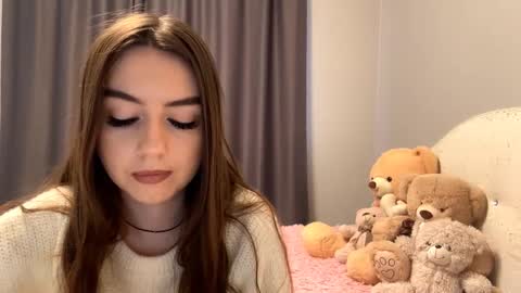 Catherine online show from November 7, 2025, 3:17 am