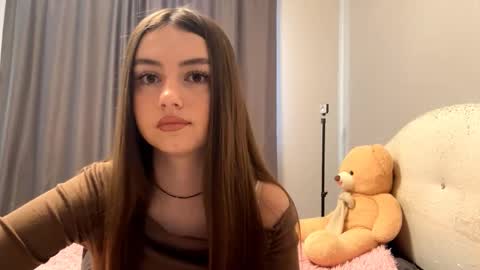 Catherine online show from November 29, 2025, 3:31 am