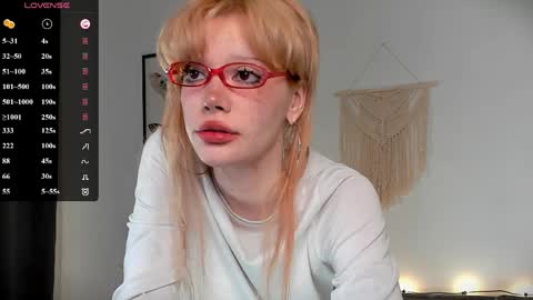 Snapshot of little_anitta chatting on May 31, 2026, 9:16 pm Anita B-day stream on 7TH DEC online show from May 31, 2026, 9:16 pm