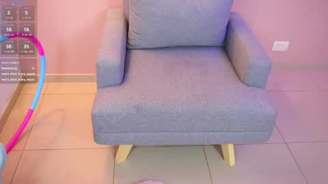 Snapshot of little_effy18_ chatting on March 1, 2025, 2:15 am Little Effy online show from March 1, 2025, 2:15 am