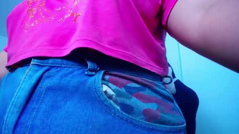 Snapshot of little_flower4you chatting on December 31, 2024, 3:31 pm mai rojas online show from December 31, 2024, 3:31 pm