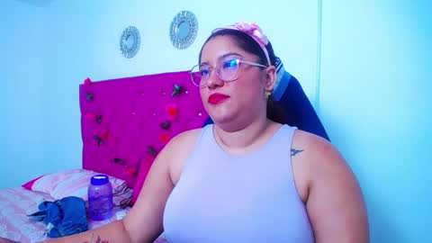 Snapshot of little_flower4you chatting on January 13, 2025, 1:13 am mai rojas online show from January 13, 2025, 1:13 am