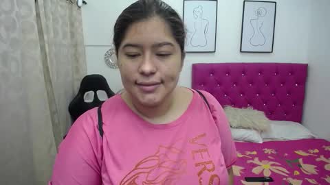Snapshot of little_flower4you chatting on October 5, 2025, 12:14 pm mai rojas online show from October 5, 2025, 12:14 pm