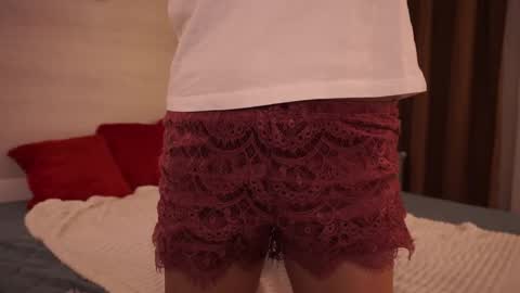 little_heart_andreea online show from November 10, 2025, 9:19 am