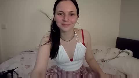 little_kinky_gal online show from May 27, 2026, 8:17 pm