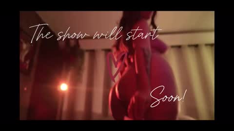 Maeve  online show from September 12, 2025, 9:59 pm