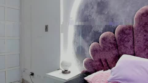 Snapshot of little_melanie chatting on April 18, 2026, 7:58 pm little_melanie online show from April 18, 2026, 7:58 pm