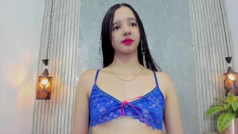 Snapshot of little_melody1 chatting on July 10, 2026, 11:46 am little_melody1 online show from July 10, 2026, 11:46 am