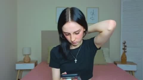 little_mollee online show from September 15, 2025, 8:31 pm