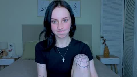 little_mollee online show from December 13, 2025, 10:26 pm