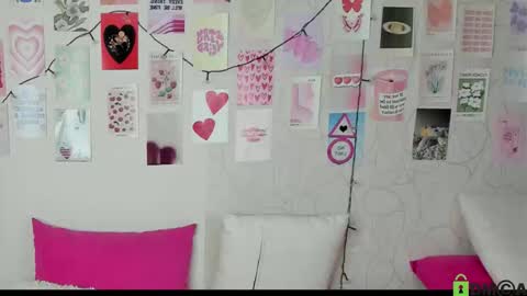 Kriss online show from November 11, 2025, 9:42 am