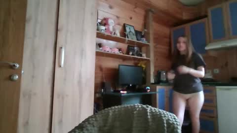 little_shygirl_ online show from November 14, 2025, 5:28 am