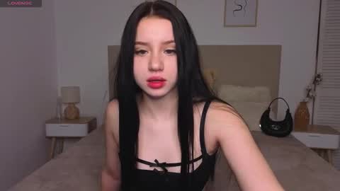 little_sweet1ie online show from February 21, 2026, 2:51 pm