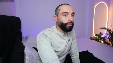 Snapshot of little_vannesaa chatting on January 27, 2025, 10:49 pm little_vannesaa online show from January 27, 2025, 10:49 pm