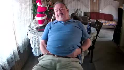 Snapshot of littled83057 chatting on December 21, 2024, 8:10 pm Littled83057 online show from December 21, 2024, 8:10 pm