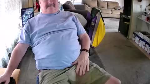 Snapshot of littled83057 chatting on November 4, 2025, 8:30 pm Littled83057 online show from November 4, 2025, 8:30 pm