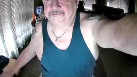Snapshot of littled83057 chatting on May 24, 2026, 4:12 pm Littled83057 online show from May 24, 2026, 4:12 pm
