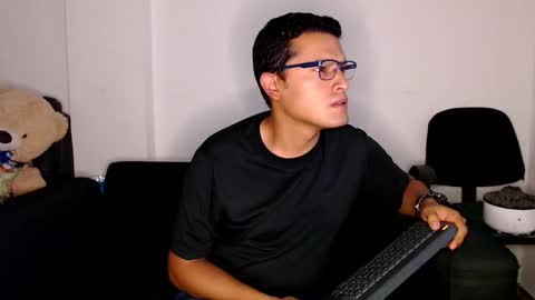 Manu online show from October 27, 2025, 2:48 am