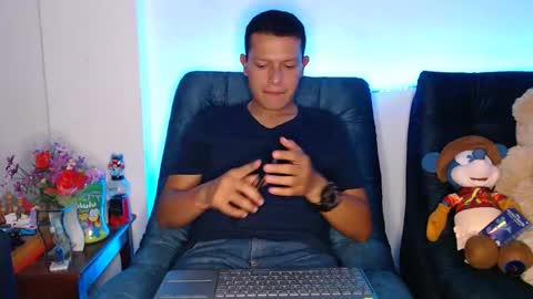 Manu online show from April 13, 2026, 2:28 am