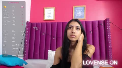 Snapshot of littlee_emilyy_ chatting on December 27, 2024, 12:56 pm Emily  online show from December 27, 2024, 12:56 pm