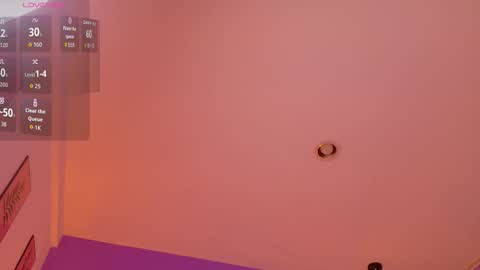 Tania  online show from November 25, 2025, 8:20 pm