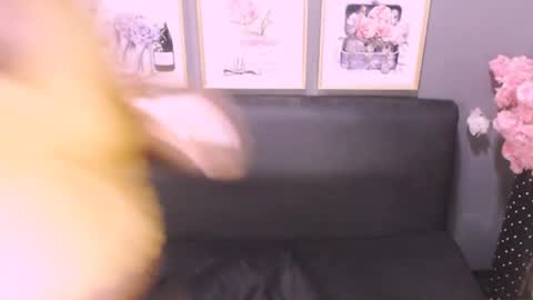 Snapshot of littleindianmilf chatting on December 2, 2024, 7:58 am littleindianmilf online show from December 2, 2024, 7:58 am