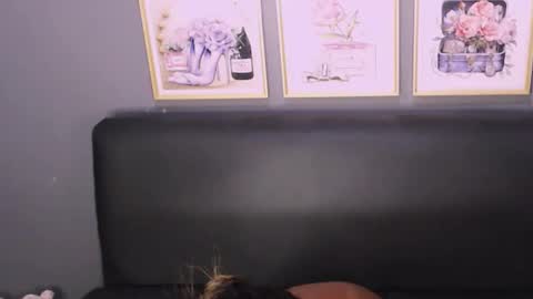 Snapshot of littleindianmilf chatting on January 8, 2025, 12:26 pm littleindianmilf online show from January 8, 2025, 12:26 pm