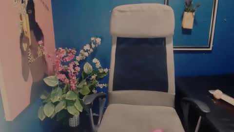 Snapshot of littleindianmilf chatting on October 8, 2025, 9:40 am littleindianmilf online show from October 8, 2025, 9:40 am