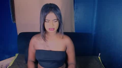 Snapshot of littleindianmilf chatting on April 23, 2026, 5:19 am littleindianmilf online show from April 23, 2026, 5:19 am