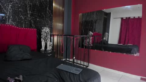 Snapshot of littlekloe_ chatting on January 14, 2025, 10:34 pm Litllekloe online show from January 14, 2025, 10:34 pm