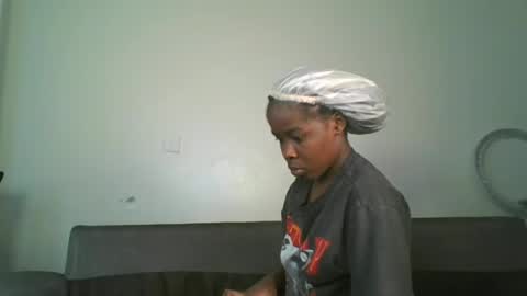 Snapshot of littlemariah chatting on July 7, 2026, 6:45 pm littlemariah online show from July 7, 2026, 6:45 pm