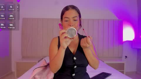 Snapshot of littleoliviia_ chatting on January 16, 2026, 1:26 pm im olivia IG littleolivia01 online show from January 16, 2026, 1:26 pm