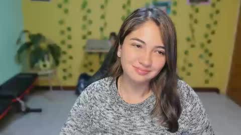 Snapshot of littleprety6969 chatting on April 24, 2026, 4:04 am Mia Wednesday to Sunday 730 am to 1030 am Colombian Hour D online show from April 24, 2026, 4:04 am
