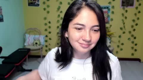 Snapshot of littleprety6969 chatting on May 14, 2026, 4:30 am Mia Wednesday to Sunday 730 am to 1030 am Colombian Hour D online show from May 14, 2026, 4:30 am