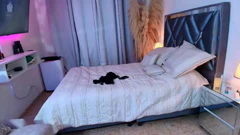 LITTLE SEXY RUBY online show from February 24, 2026, 6:44 am