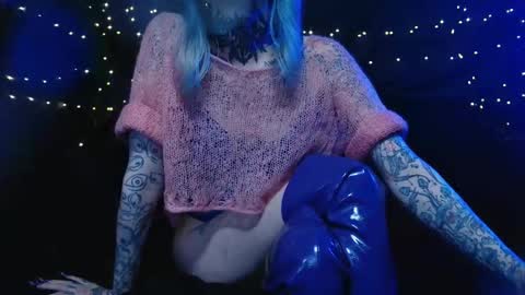 Niki  free tg channel with some photos gifs and info about streams  online show from November 30, 2025, 9:02 am