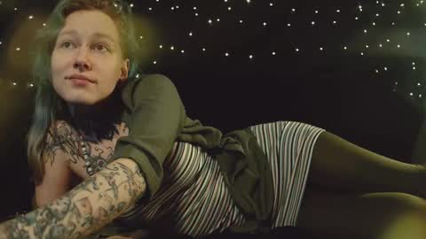 Niki  free tg channel with some photos gifs and info about streams  online show from December 15, 2025, 1:59 pm