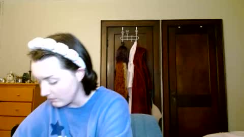 Snapshot of littlestpuppet chatting on June 2, 2026, 12:12 am Kori online show from June 2, 2026, 12:12 am