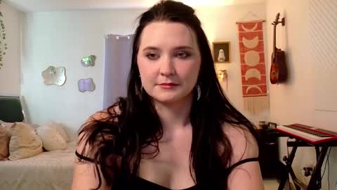 Eliza online show from October 30, 2025, 12:50 pm