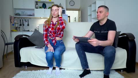 Little Tifany online show from March 12, 2025, 11:20 am