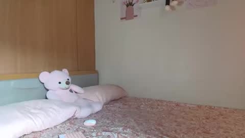 Maya online show from April 28, 2026, 12:31 am