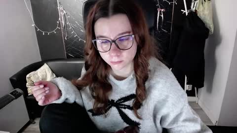 Snapshot of littleviki_ chatting on December 16, 2025, 7:02 am Viki online show from December 16, 2025, 7:02 am