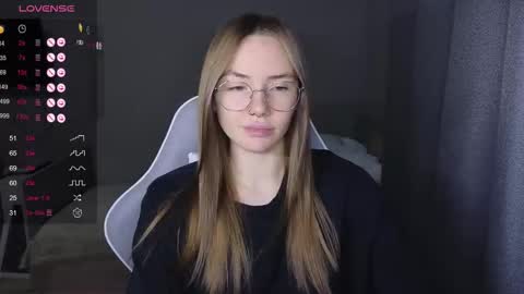 Eliana online show from December 17, 2025, 9:04 am