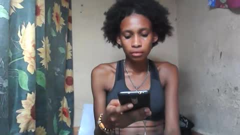 Snapshot of littleyanah chatting on January 19, 2026, 3:38 pm yanah online show from January 19, 2026, 3:38 pm