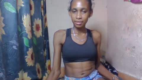 Snapshot of littleyanah chatting on February 3, 2026, 9:31 pm yanah online show from February 3, 2026, 9:31 pm