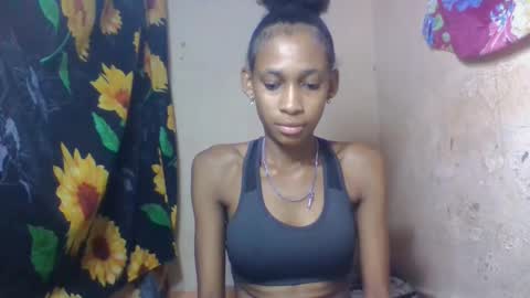 Snapshot of littleyanah chatting on February 7, 2026, 7:23 am yanah online show from February 7, 2026, 7:23 am
